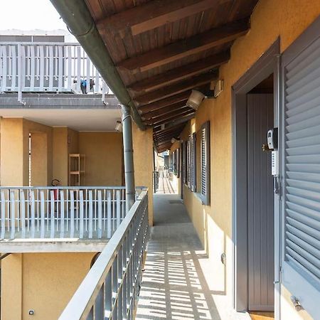 My Charming Apartments Ai Navigli-Vigevano Suite Милан Экстерьер фото