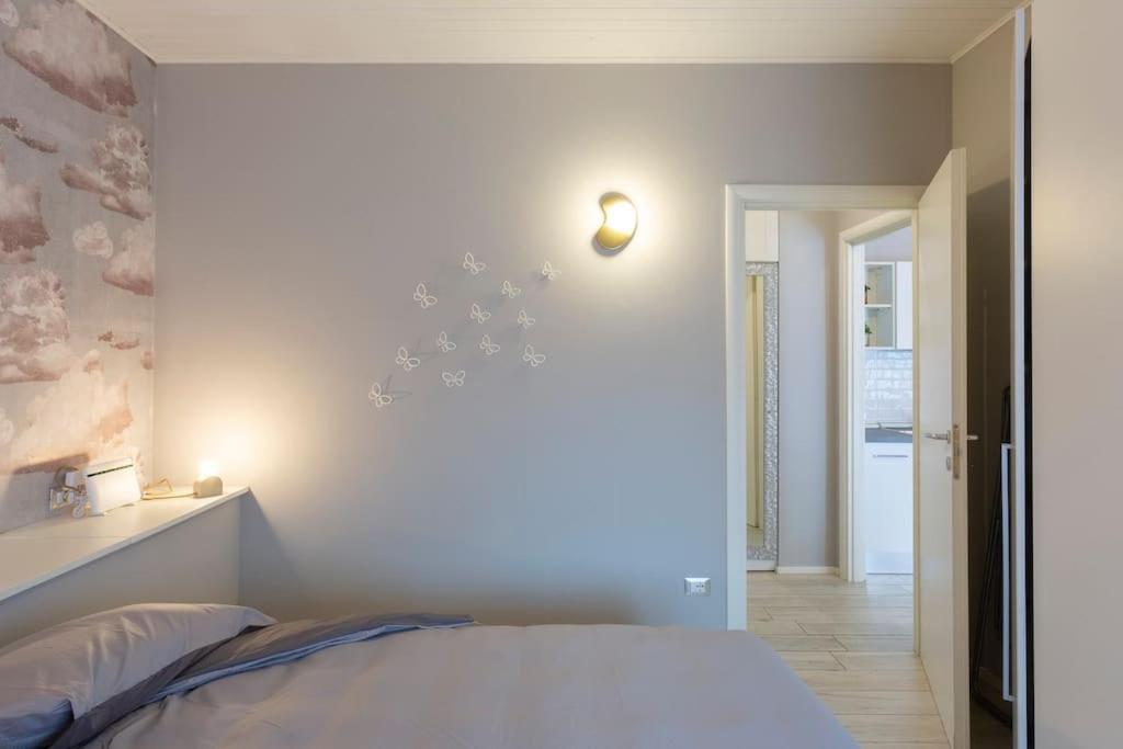 My Charming Apartments Ai Navigli-Vigevano Suite Милан Экстерьер фото