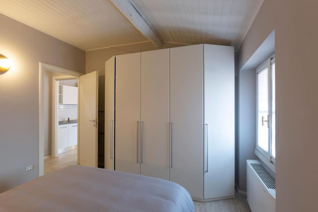 My Charming Apartments Ai Navigli-Vigevano Suite Милан Экстерьер фото