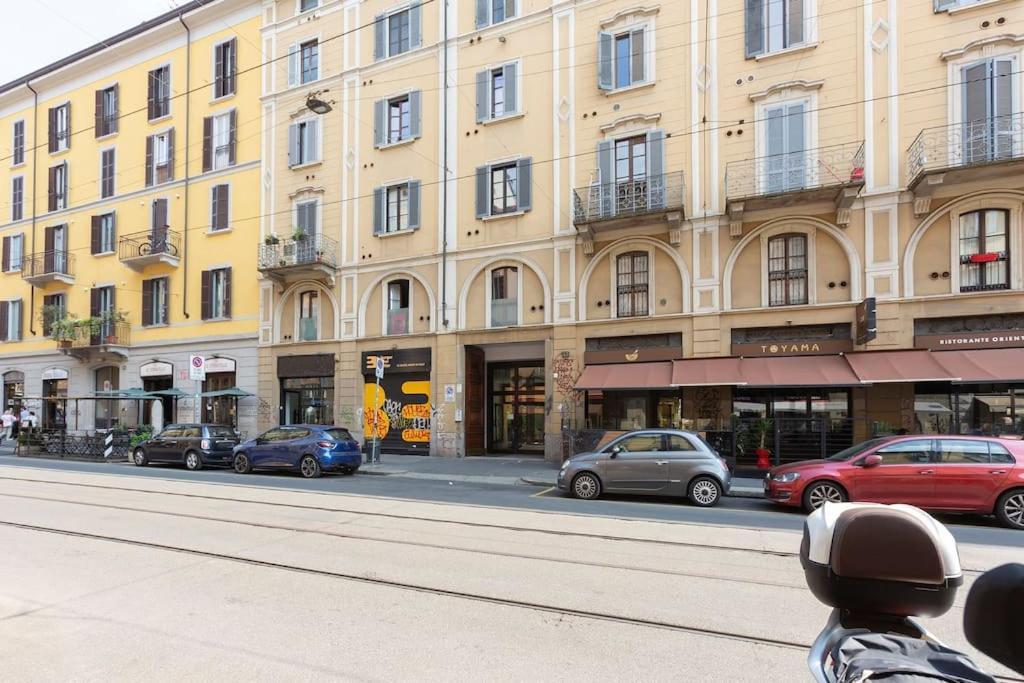 My Charming Apartments Ai Navigli-Vigevano Suite Милан Экстерьер фото