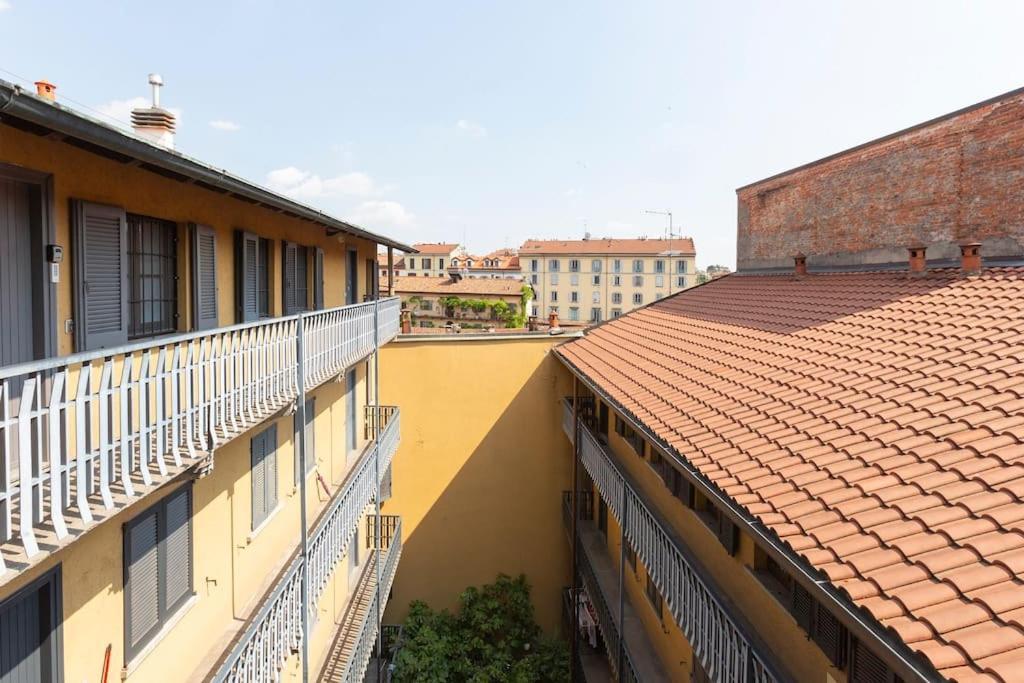 My Charming Apartments Ai Navigli-Vigevano Suite Милан Экстерьер фото