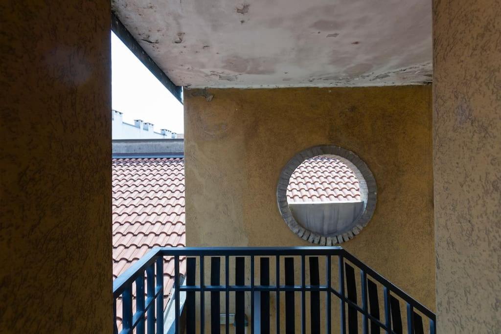 My Charming Apartments Ai Navigli-Vigevano Suite Милан Экстерьер фото