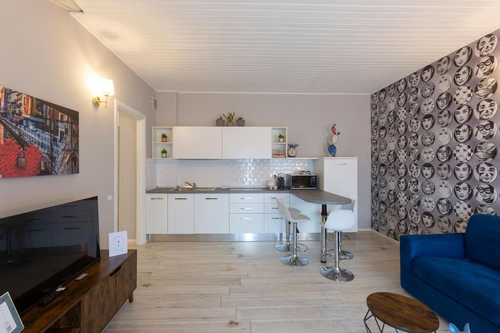 My Charming Apartments Ai Navigli-Vigevano Suite Милан Экстерьер фото